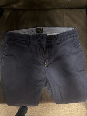 J. Crew Men's Navy Flat-Front Chino Shorts